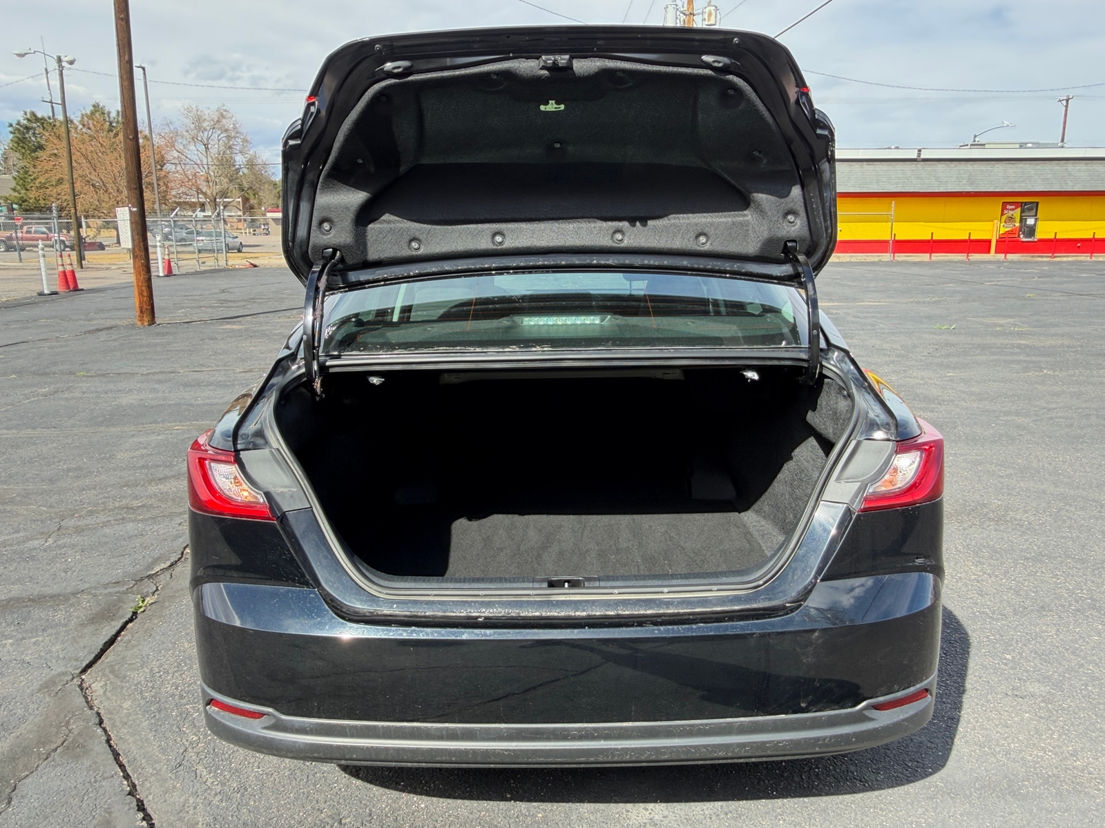 Thumbnail: 2025 Toyota Camry - 6