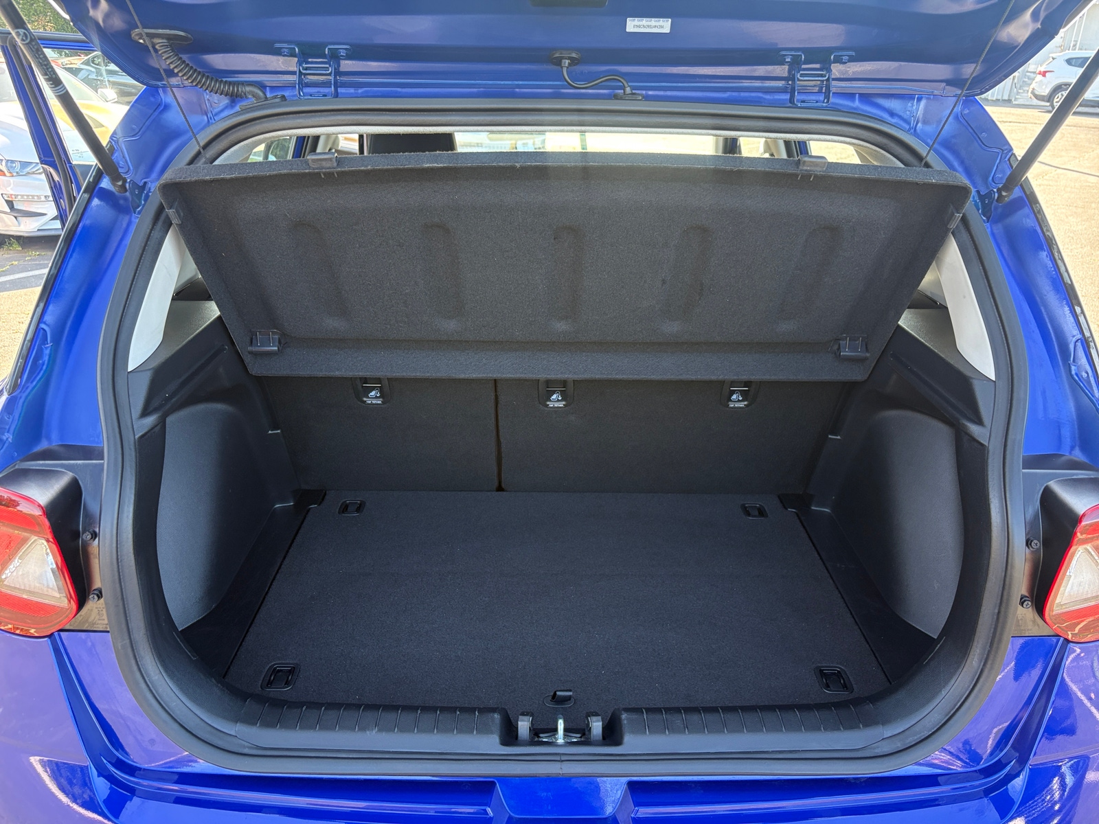 Thumbnail: 2025 Hyundai Venue - 6