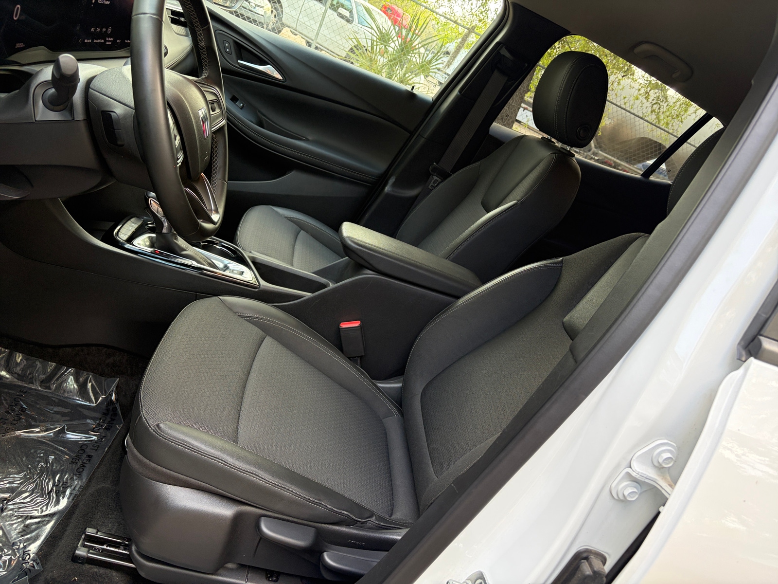 Thumbnail: 2025 Buick Encore GX - 2