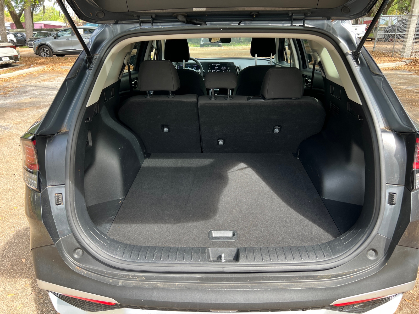 Thumbnail: 2025 Kia Sportage - 4