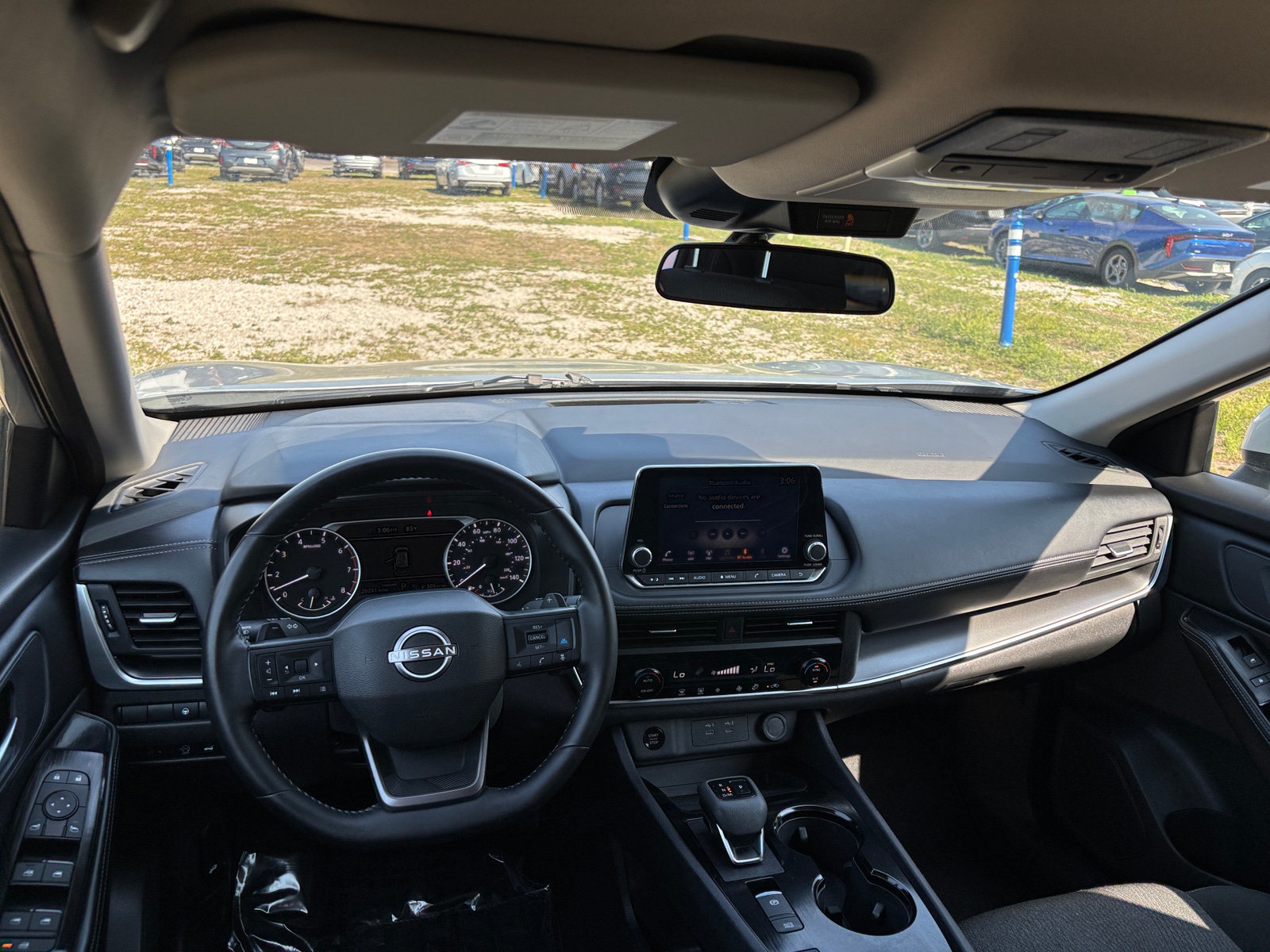 Thumbnail: 2025 Nissan Rogue - 3