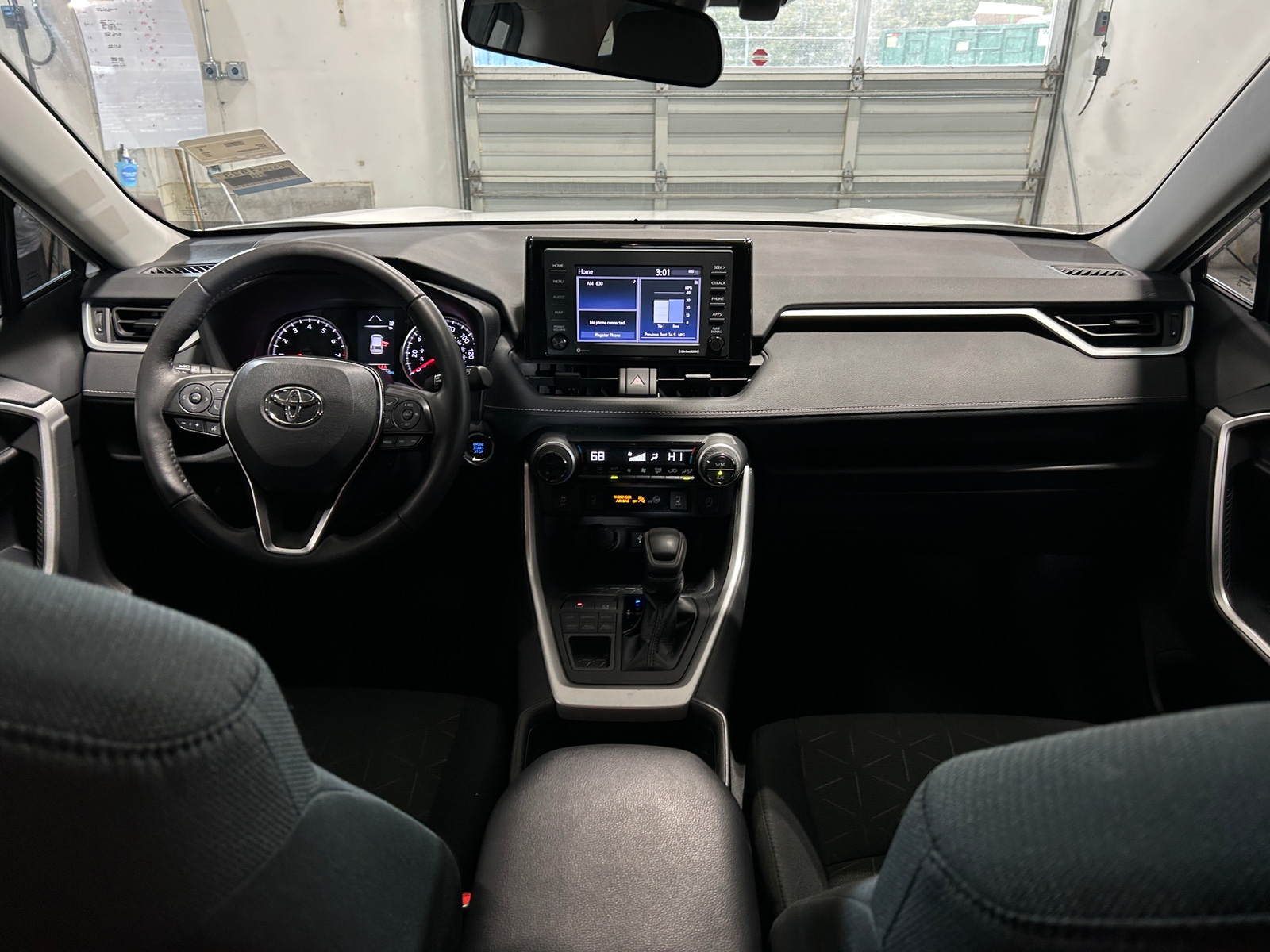 Thumbnail: 2021 Toyota RAV4 - 3