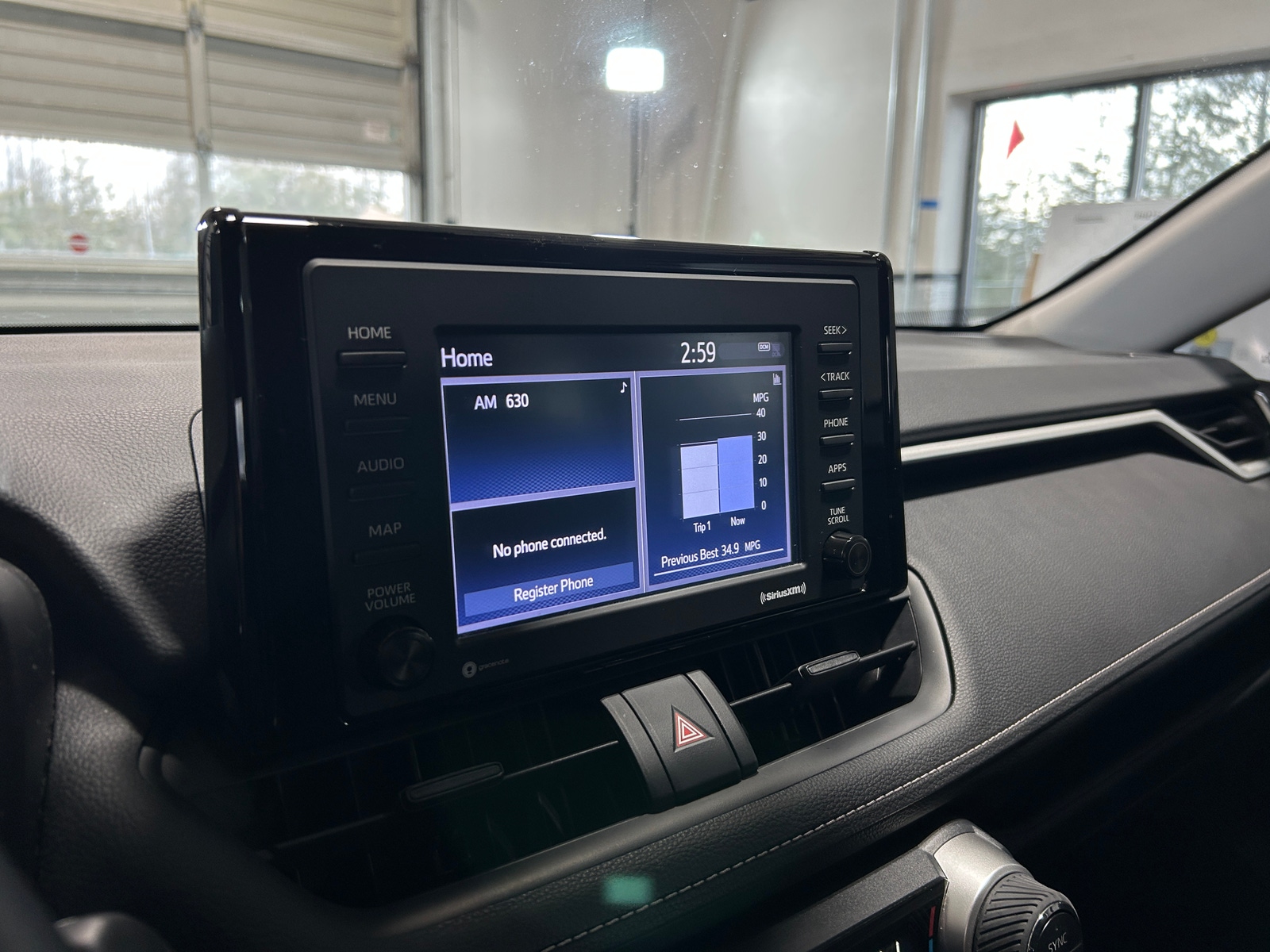 Thumbnail: 2021 Toyota RAV4 - 4