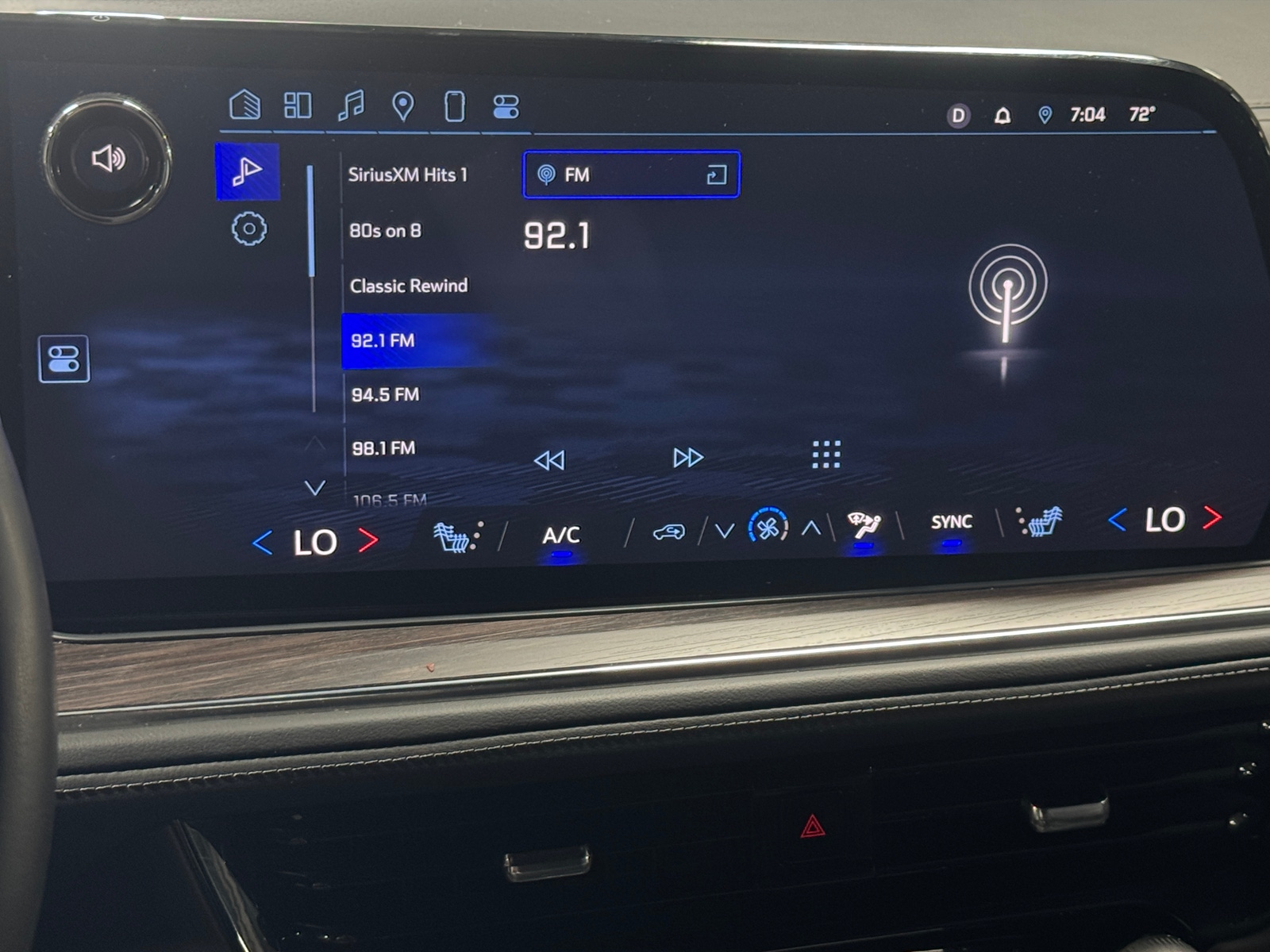 Thumbnail: 2025 Chevrolet Tahoe - 3