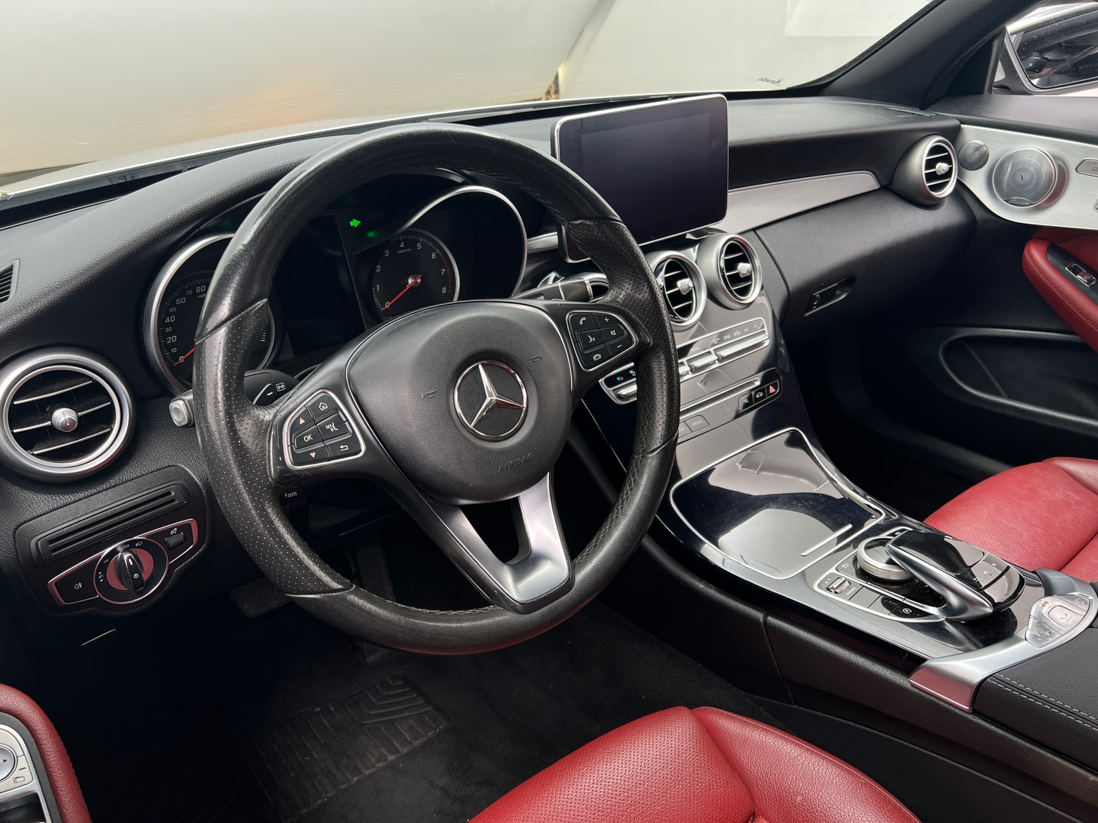 Thumbnail: 2017 Mercedes-Benz C-Class - 4