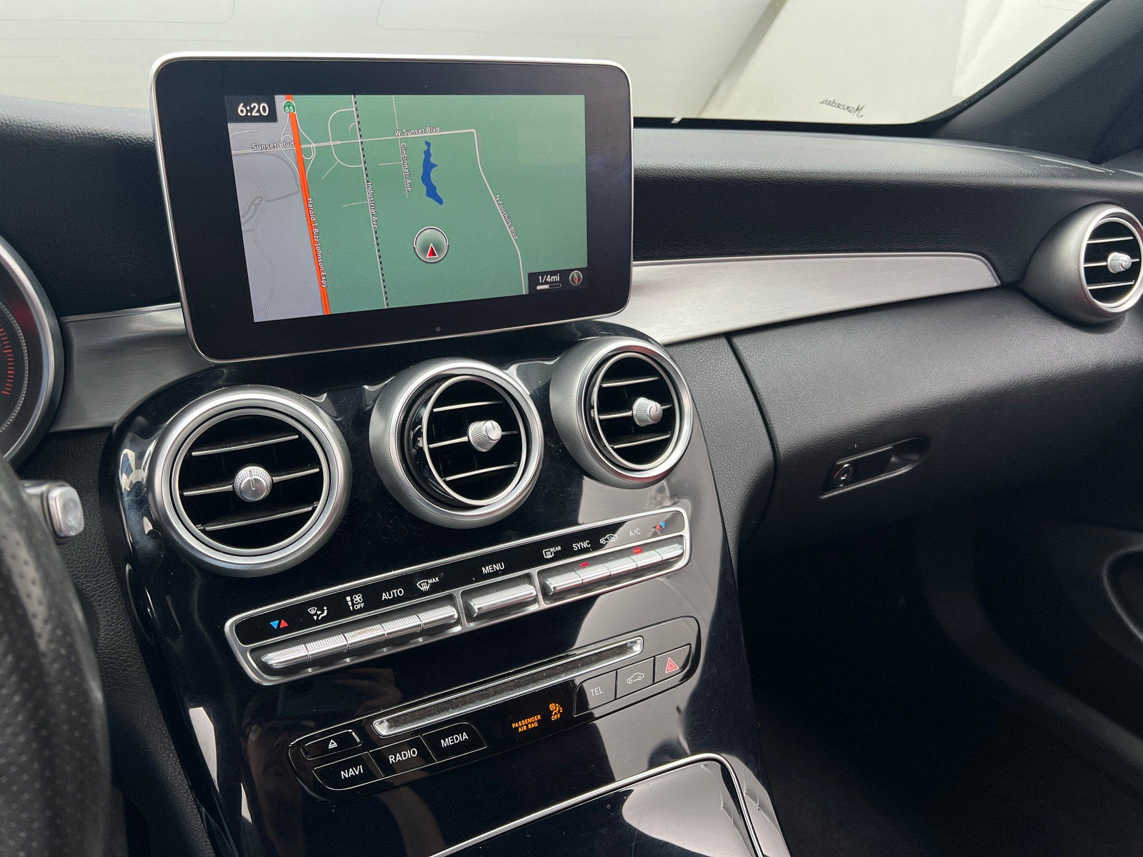 Thumbnail: 2017 Mercedes-Benz C-Class - 3