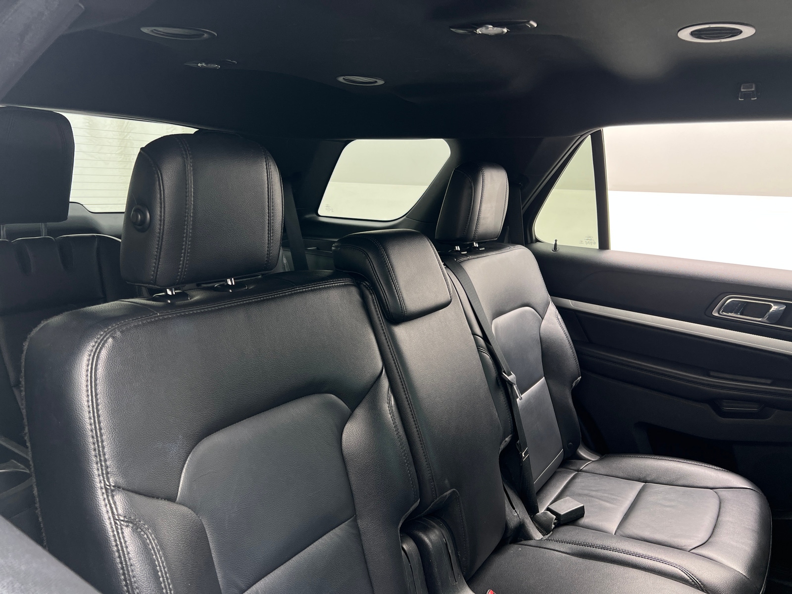 Thumbnail: 2016 Ford Explorer - 6