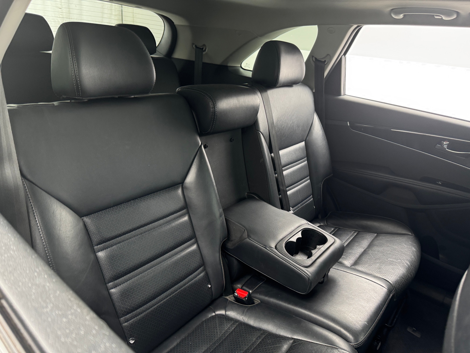 Thumbnail: 2019 Kia Sorento - 5