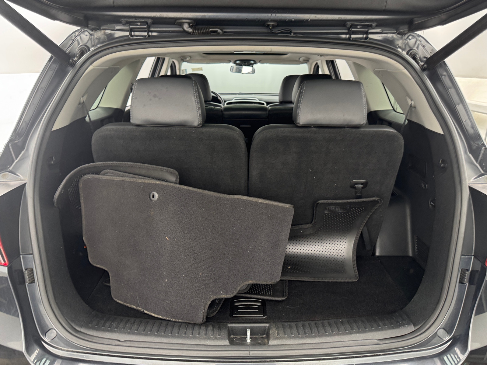 Thumbnail: 2019 Kia Sorento - 6