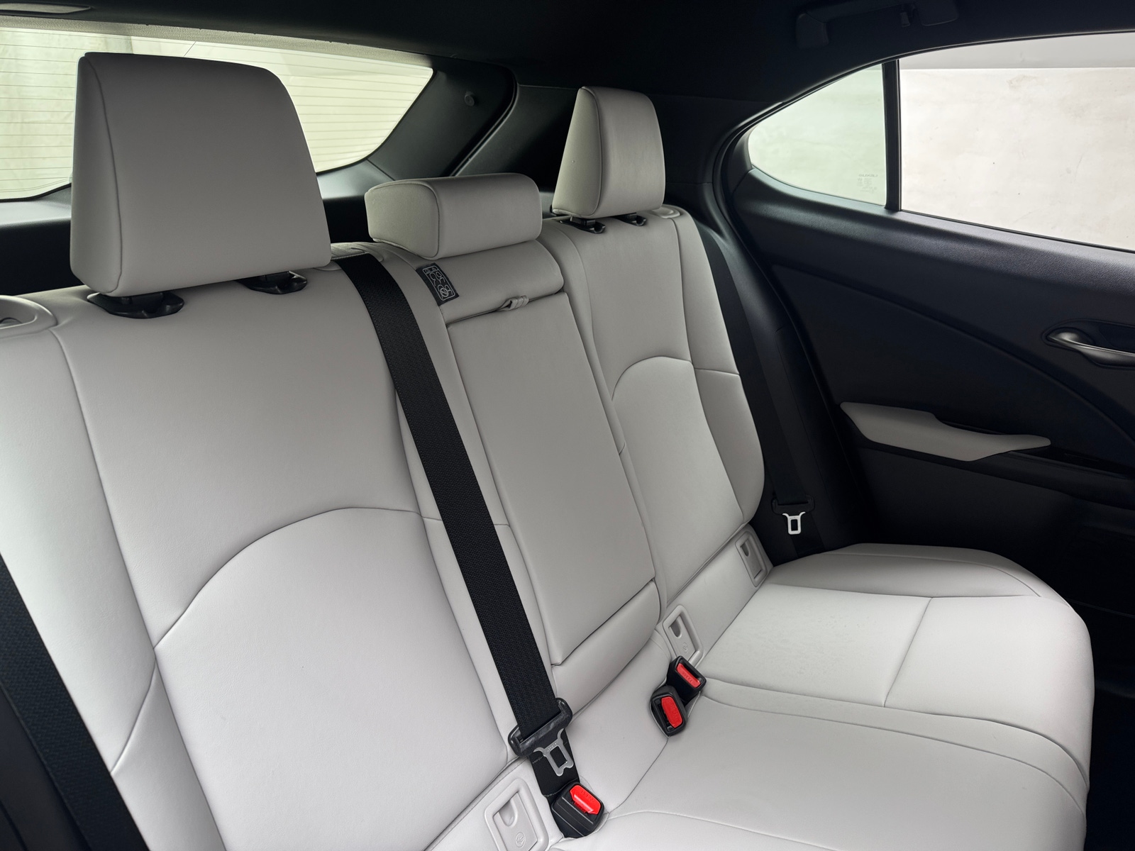 Thumbnail: 2024 Lexus UX - 5