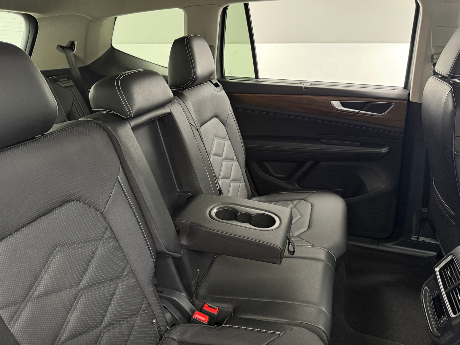 Thumbnail: 2025 Volkswagen Atlas - 5