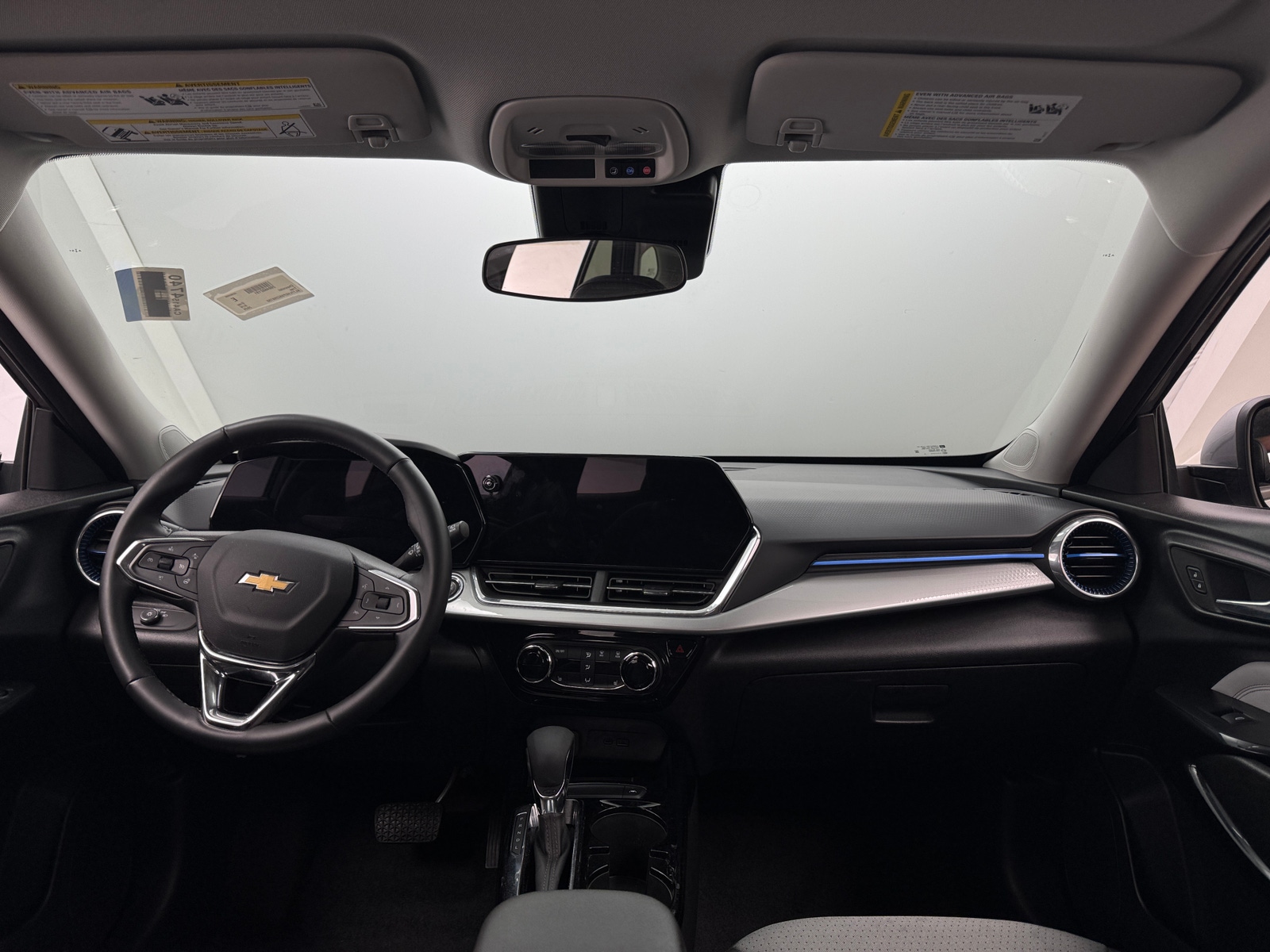 Thumbnail: 2025 Chevrolet Trax - 3