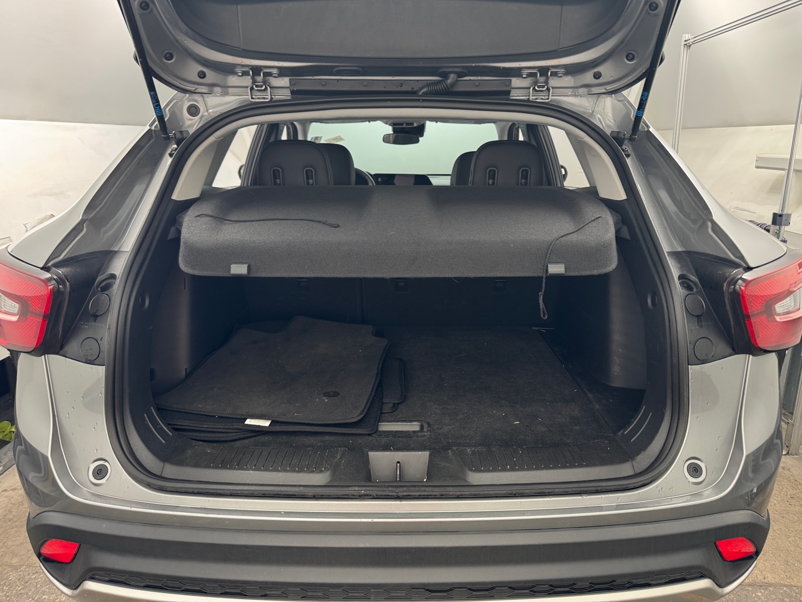 Thumbnail: 2025 Chevrolet Trax - 7