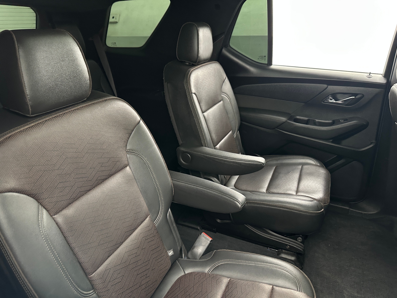 Thumbnail: 2022 Chevrolet Traverse - 5