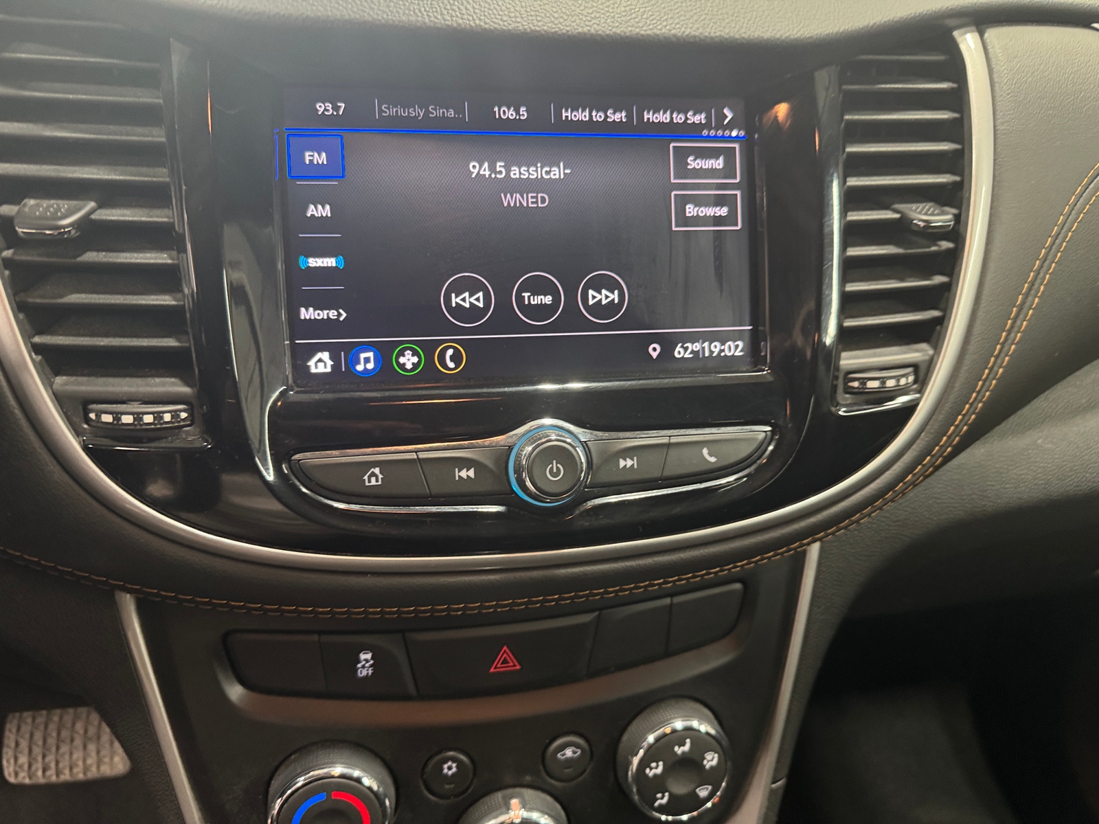 Thumbnail: 2021 Chevrolet Trax - 4