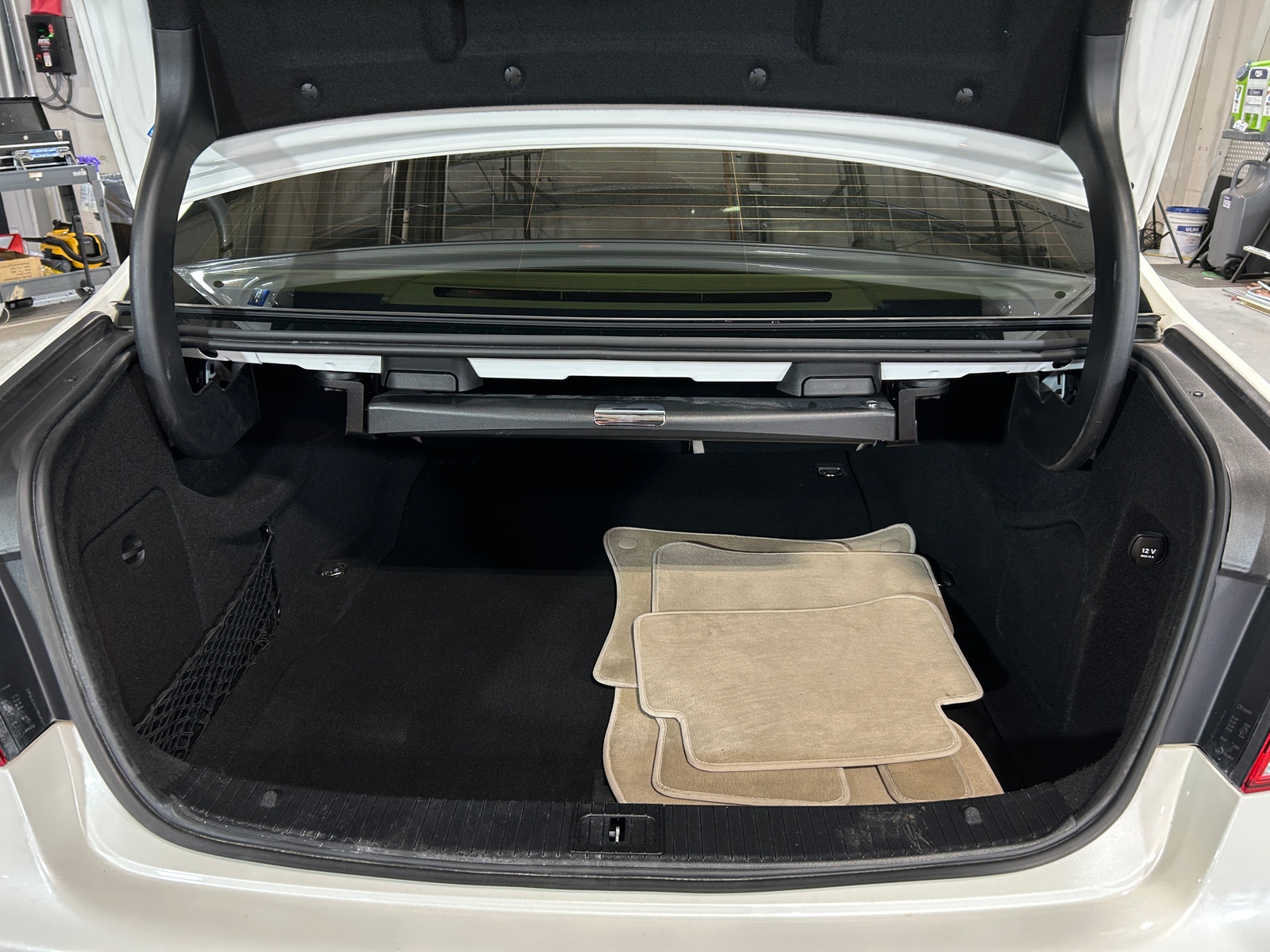 Thumbnail: 2015 Mercedes-Benz E-Class - 6