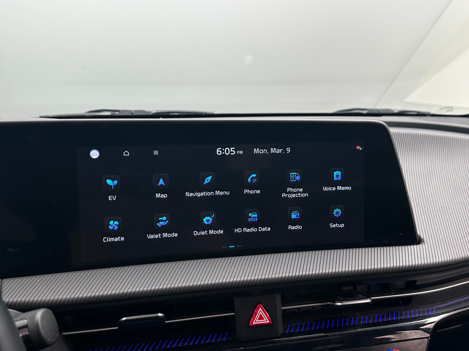 Thumbnail: 2023 Kia EV6 - 3