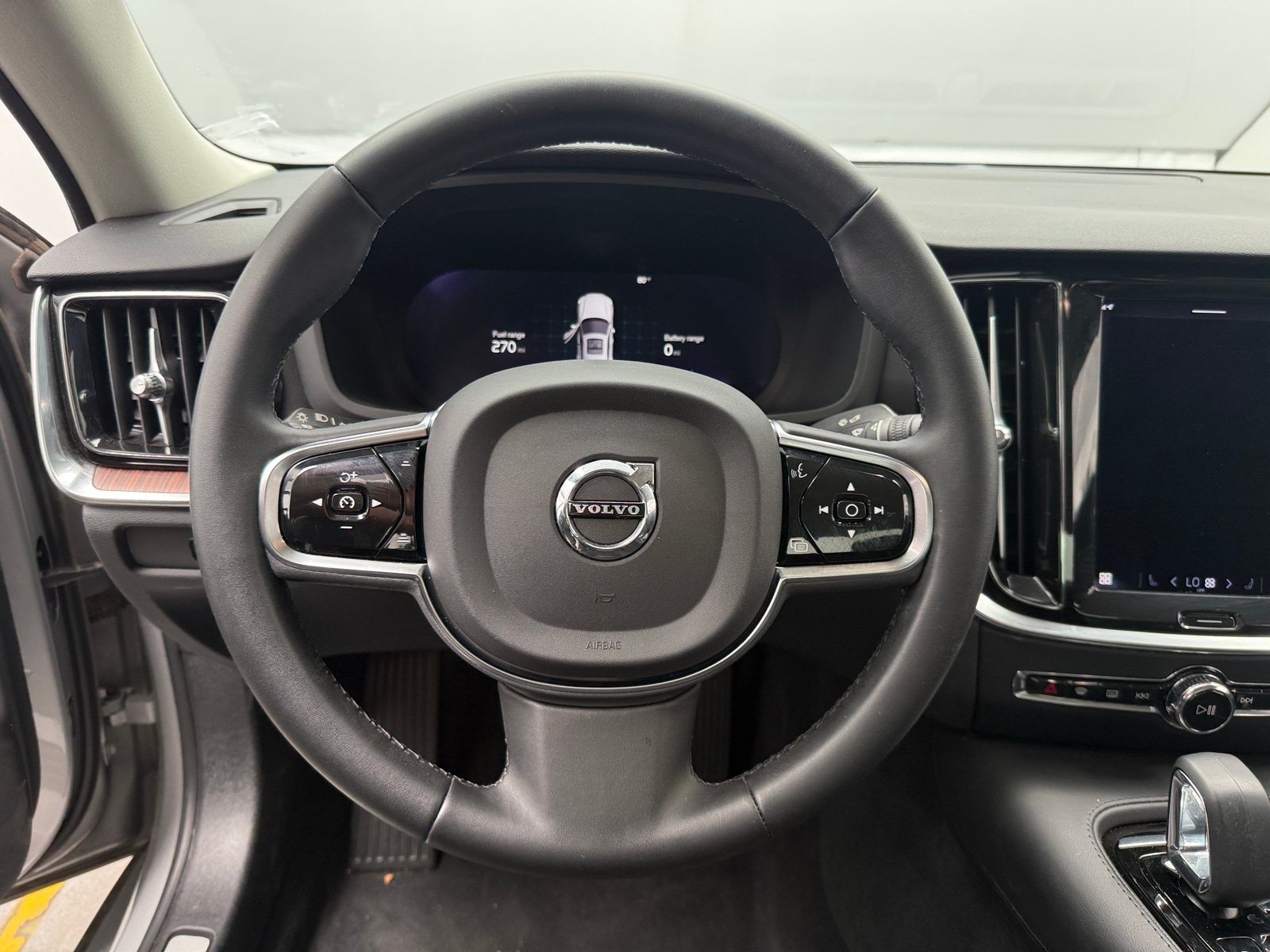 Thumbnail: 2023 Volvo S60 - 4