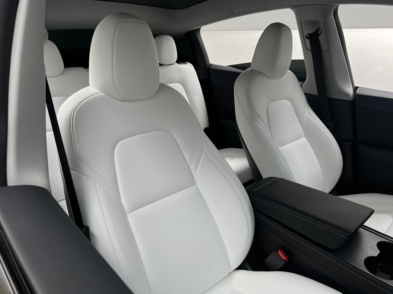 Thumbnail: 2025 Tesla Model Y - 2