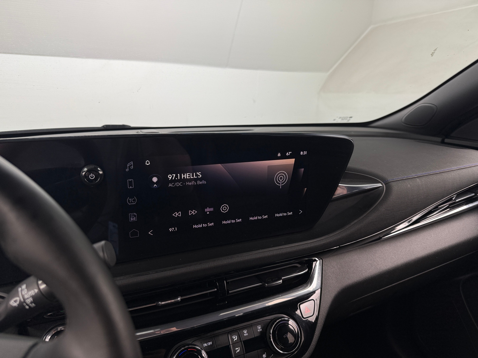 Thumbnail: 2025 Buick Envista - 3