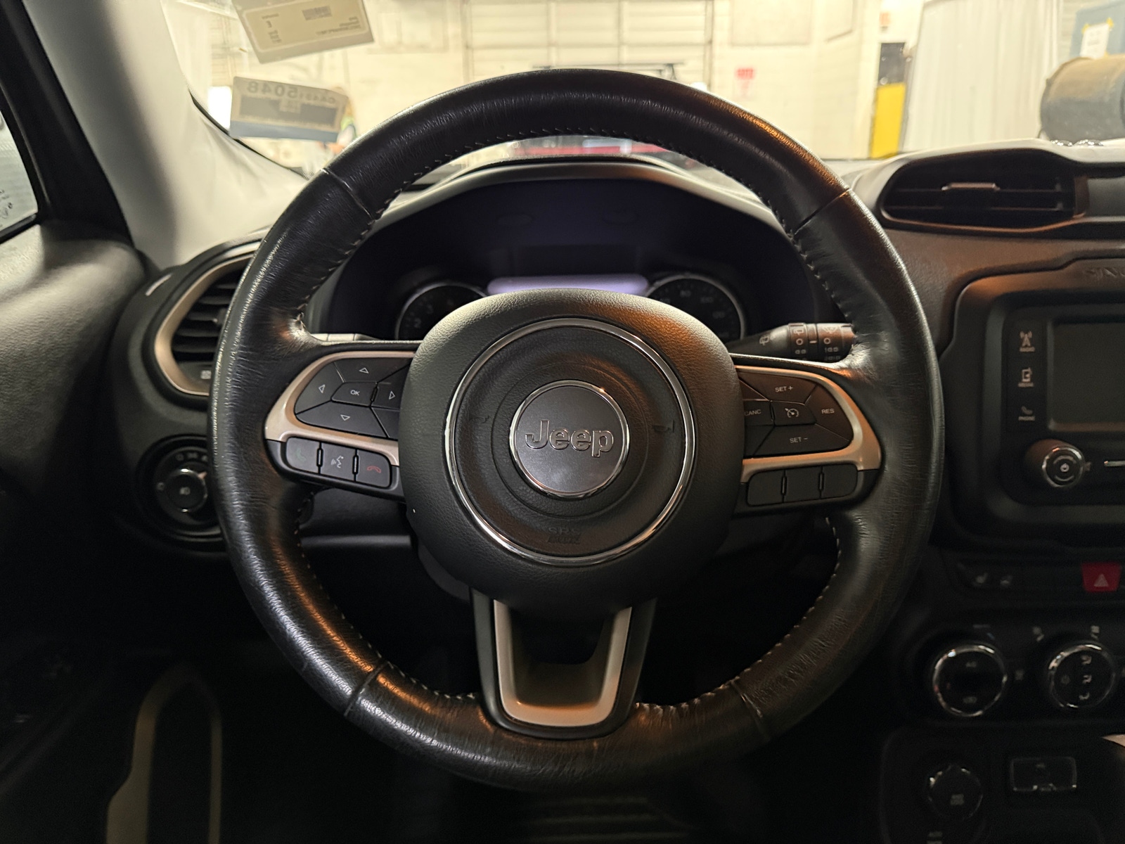 Thumbnail: 2017 Jeep Renegade - 4