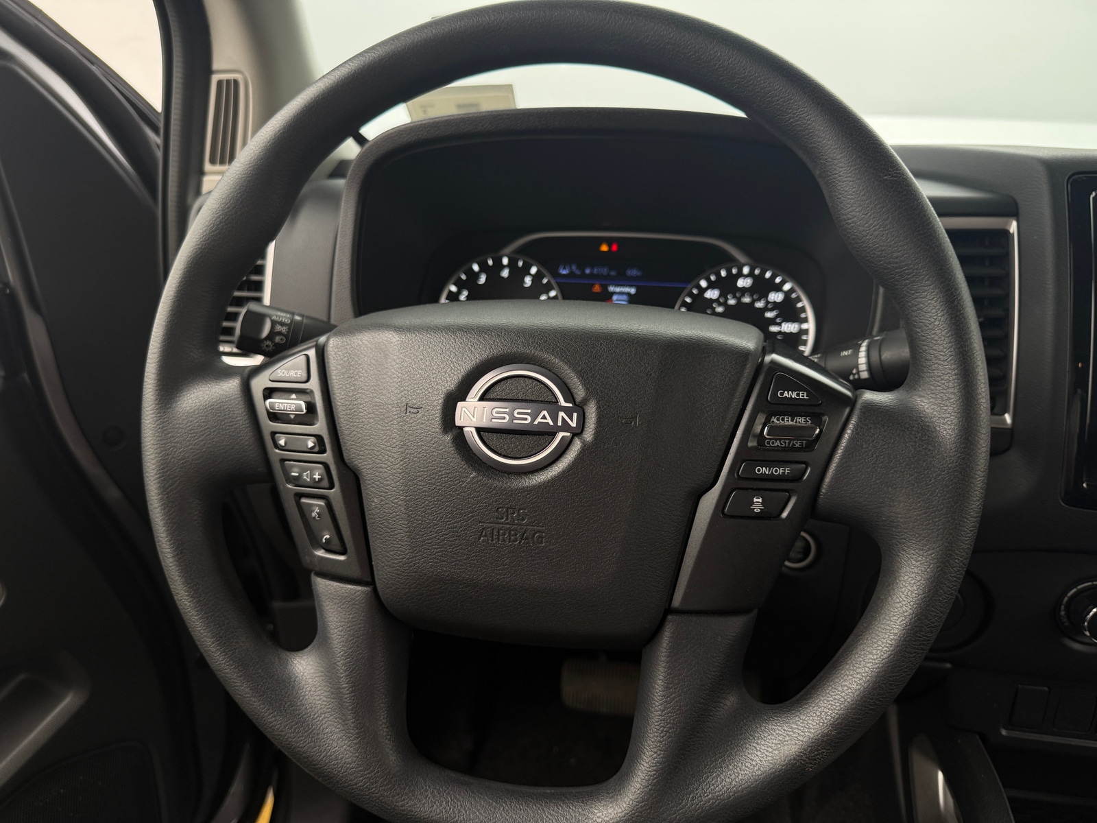 Thumbnail: 2024 Nissan Frontier - 5