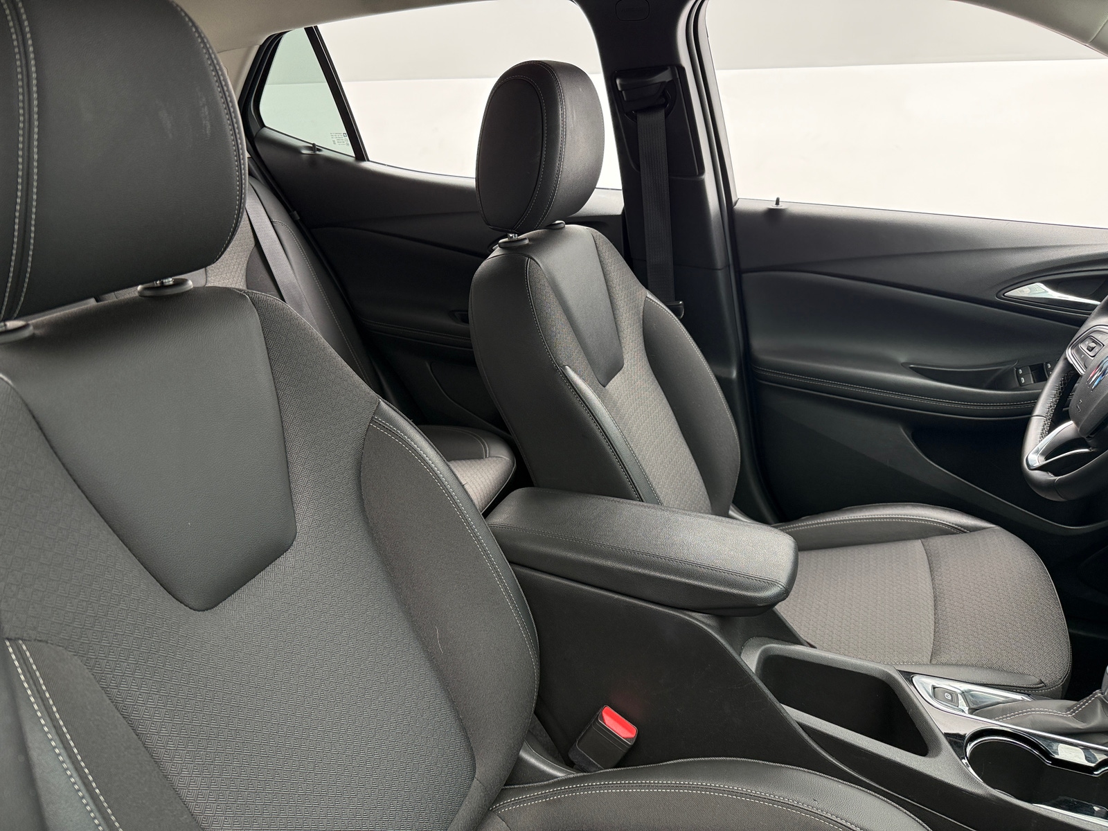 Thumbnail: 2025 Buick Encore GX - 2