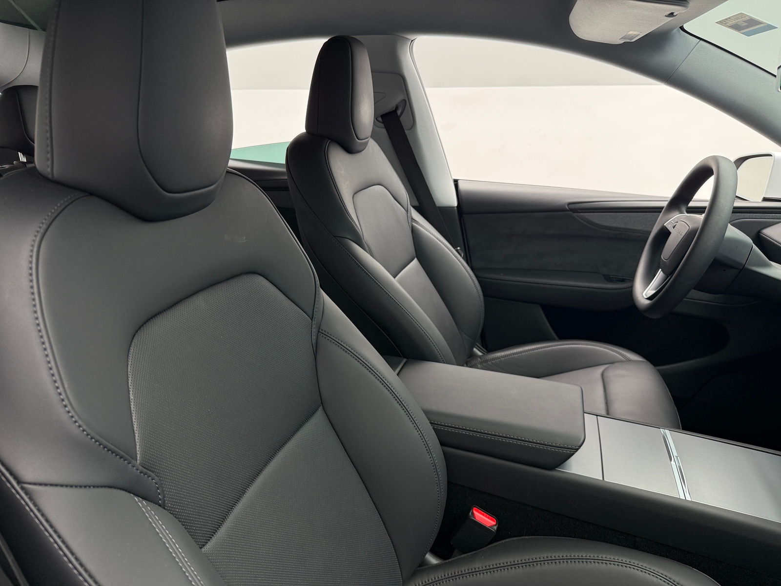 Thumbnail: 2026 Tesla Model Y - 2