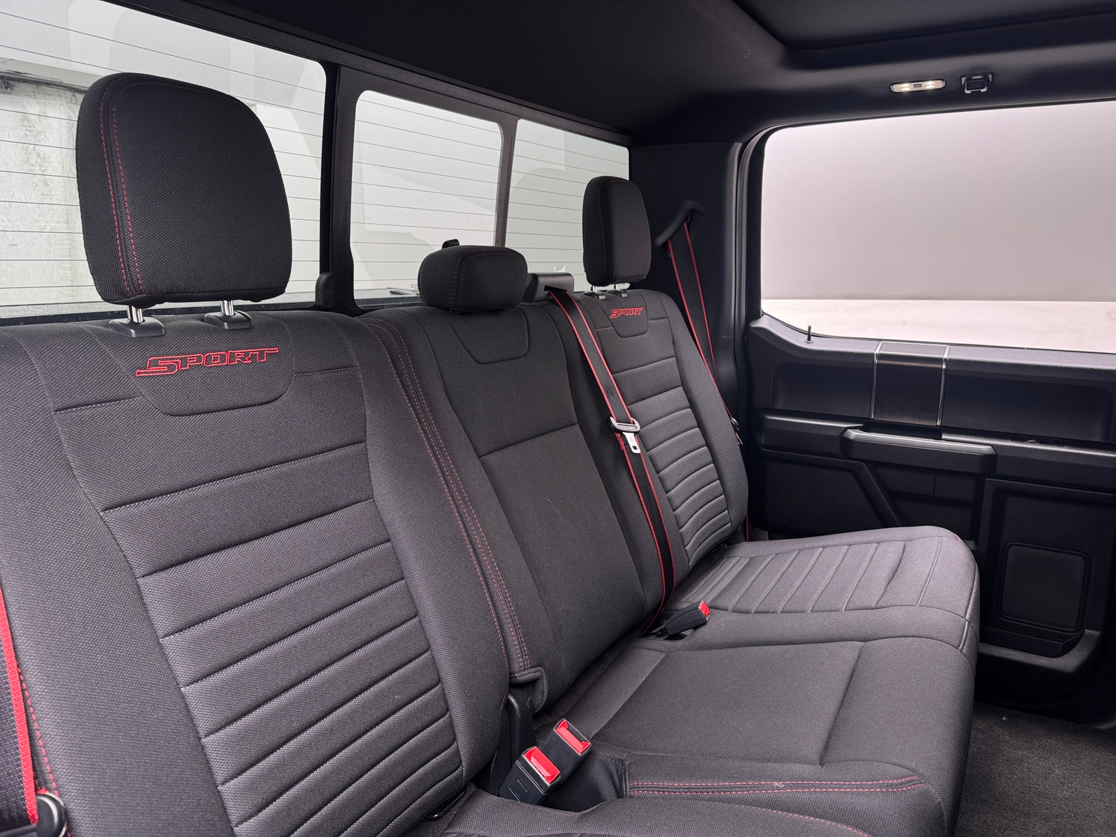 Thumbnail: 2020 Ford Econoline - 6