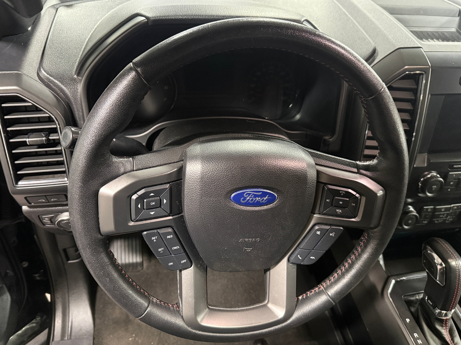 Thumbnail: 2020 Ford Econoline - 5