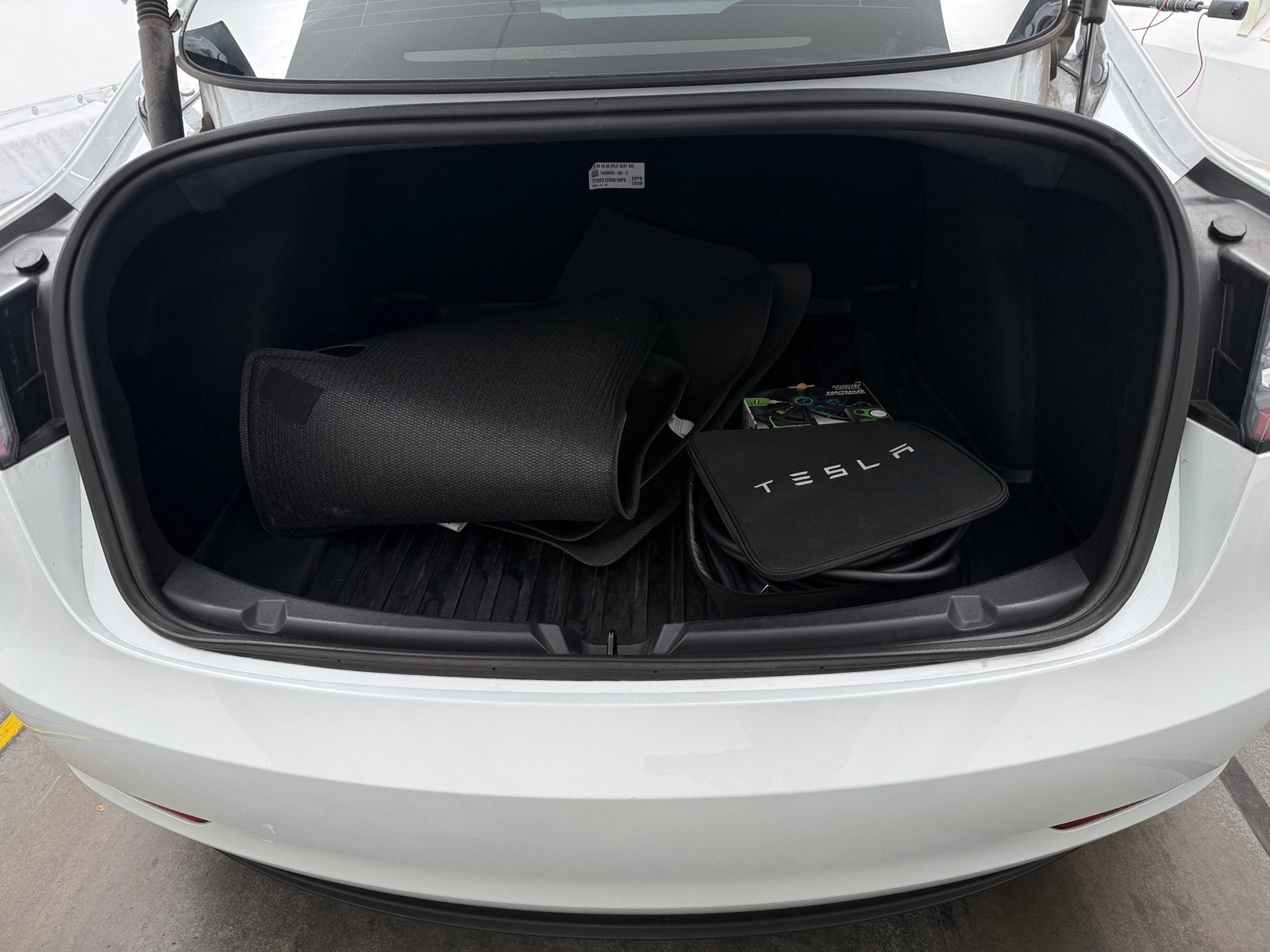 Thumbnail: 2023 Tesla Model 3 - 6