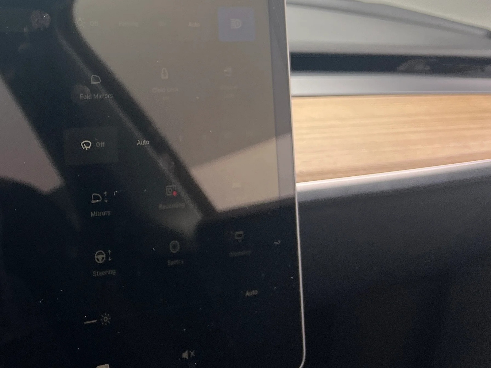 Thumbnail: 2025 Tesla Model Y - 3