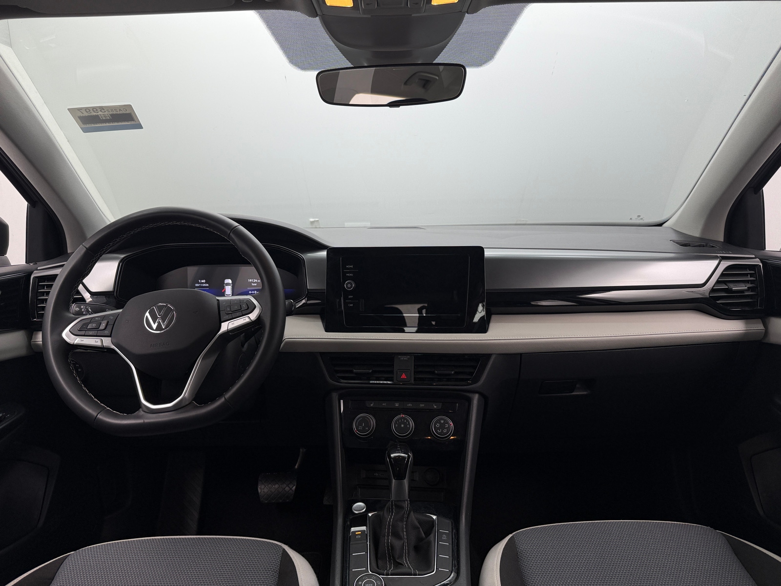 Thumbnail: 2025 Volkswagen Taos - 3