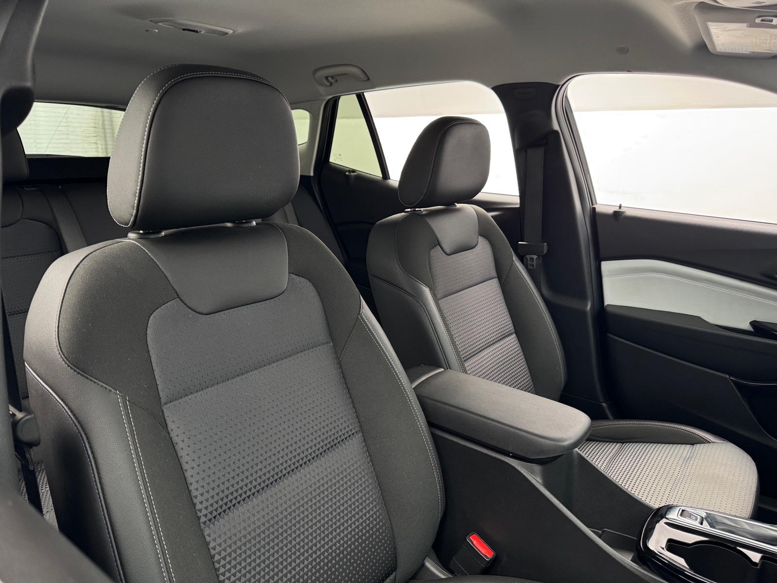 Thumbnail: 2025 Chevrolet Trax - 2