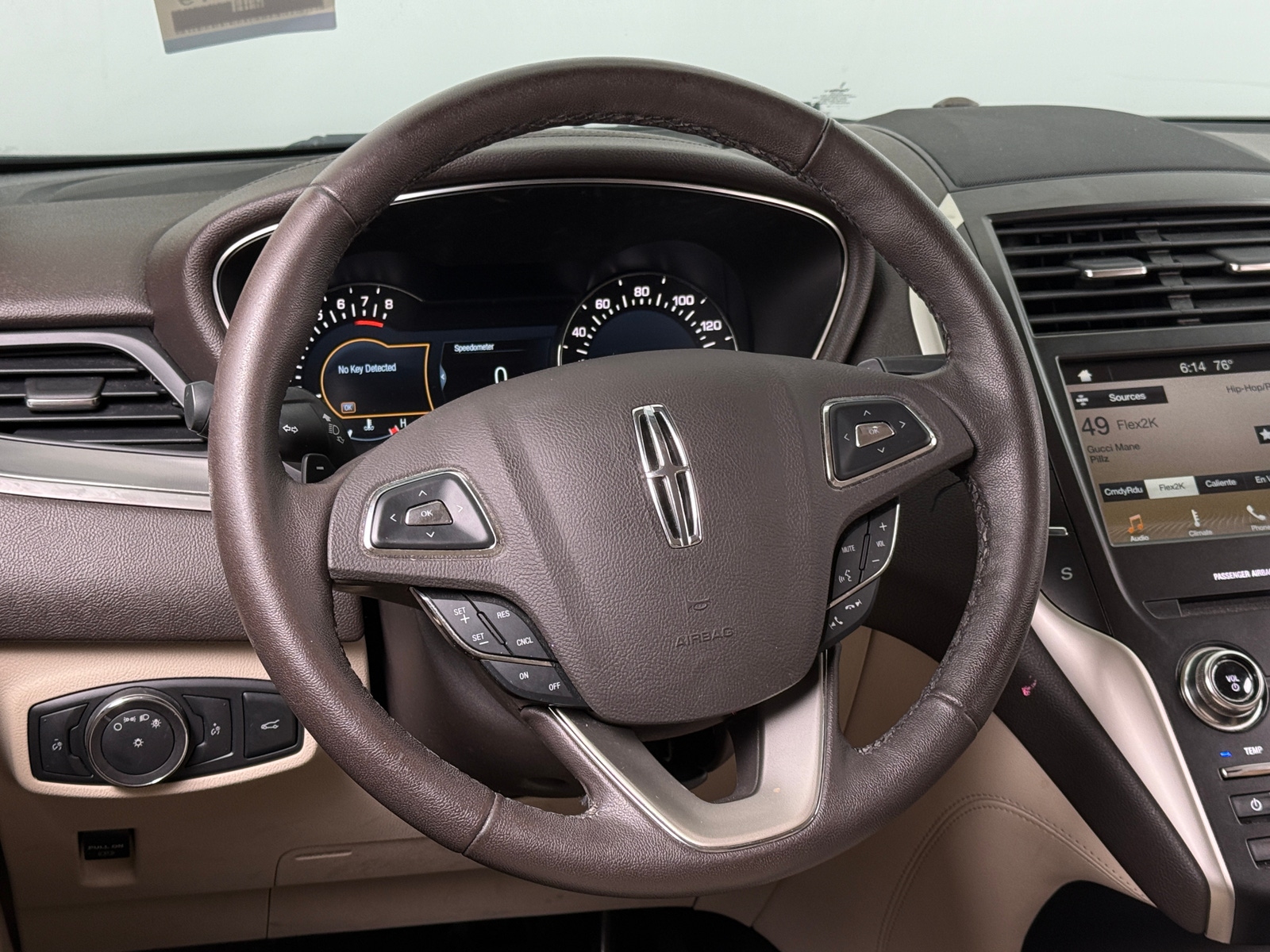 Thumbnail: 2018 Lincoln MKC - 4