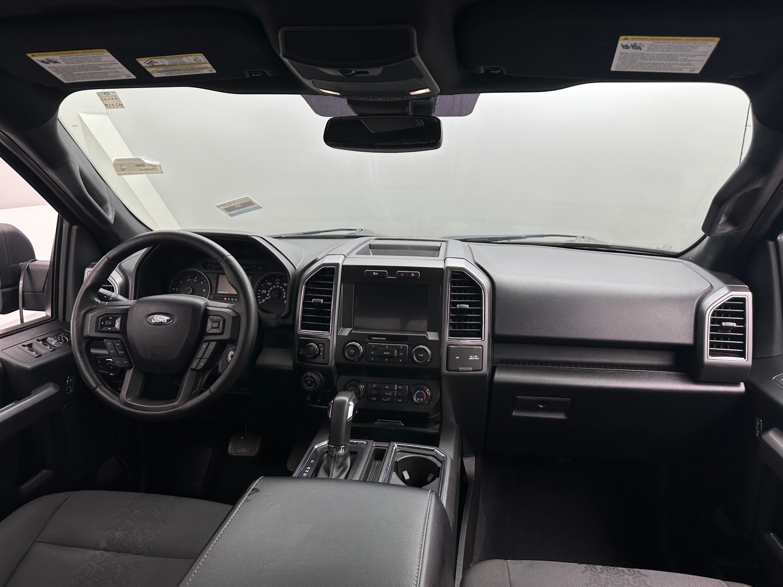 Thumbnail: 2019 Ford Econoline - 3