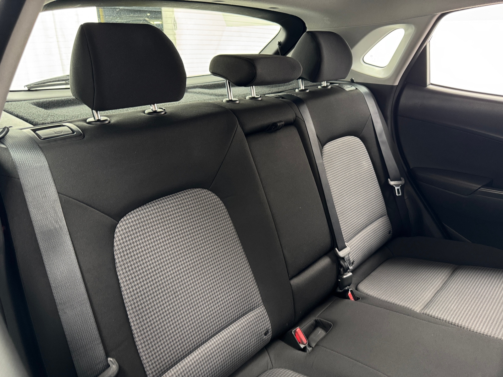 Thumbnail: 2022 Hyundai Kona - 6