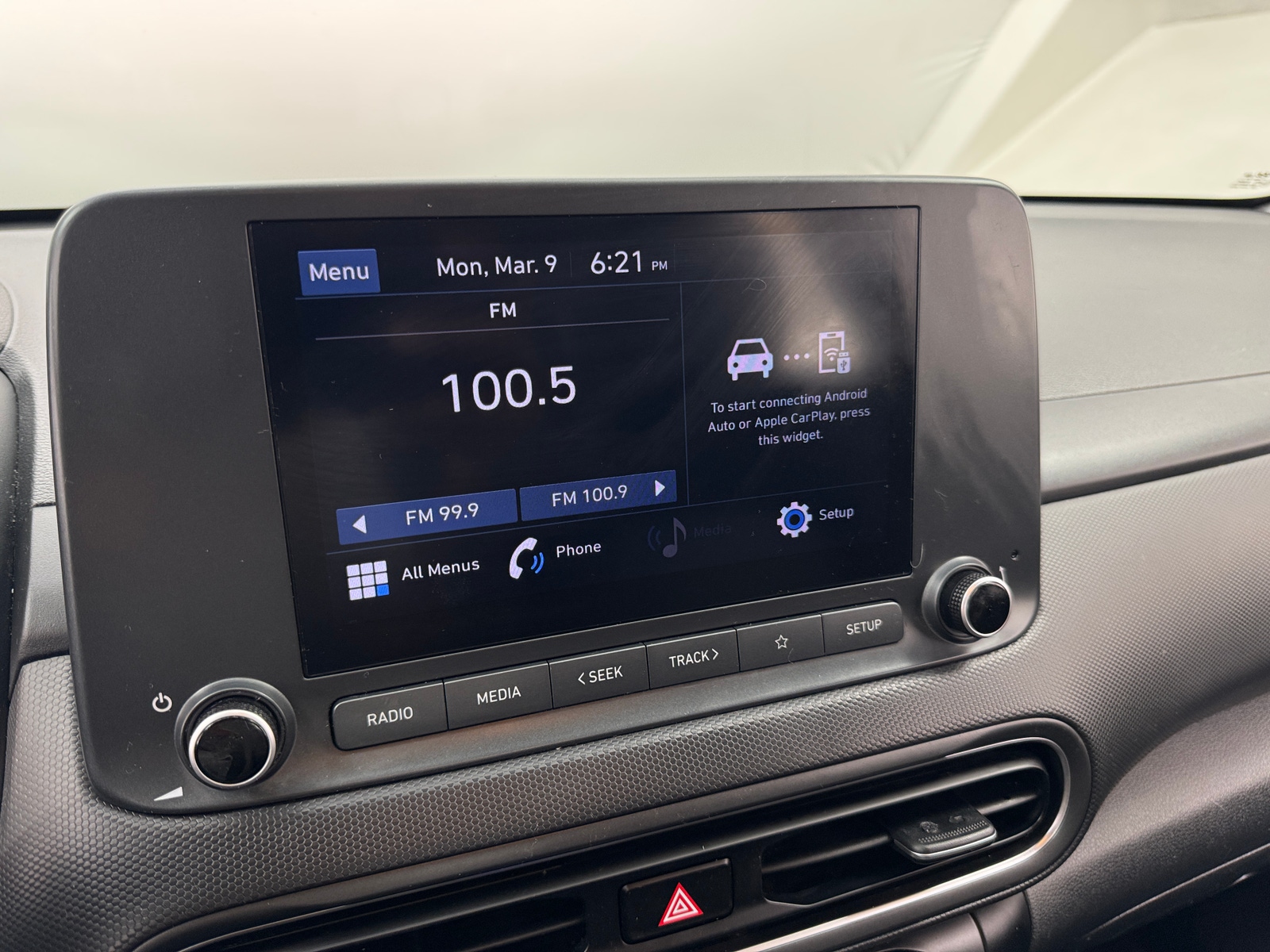 Thumbnail: 2022 Hyundai Kona - 4