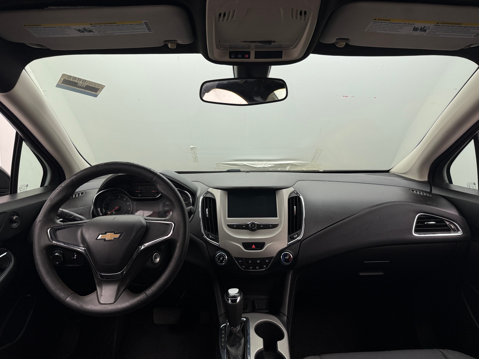 Thumbnail: 2018 Chevrolet Cruze - 3