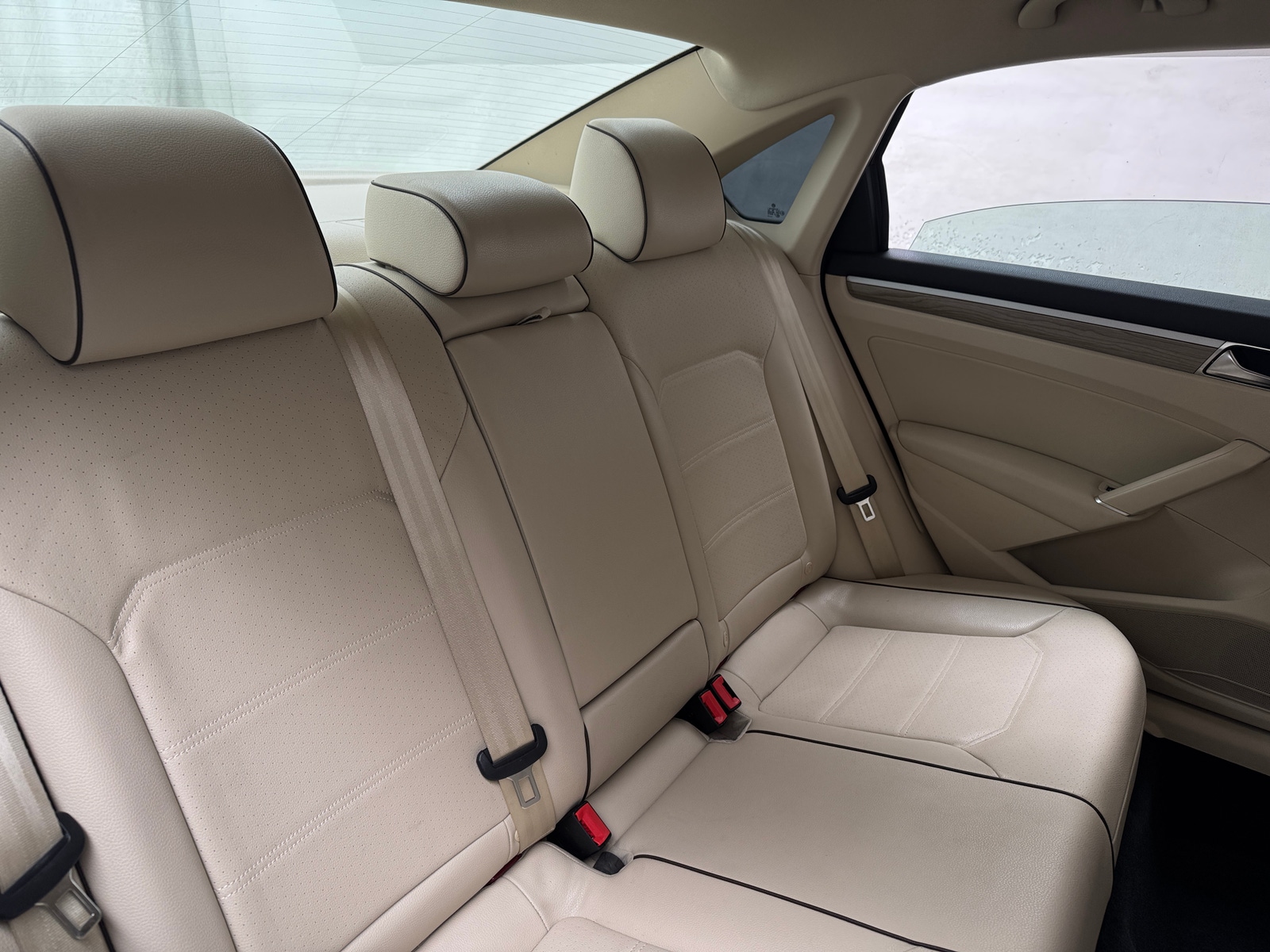 Thumbnail: 2018 Volkswagen Passat - 5