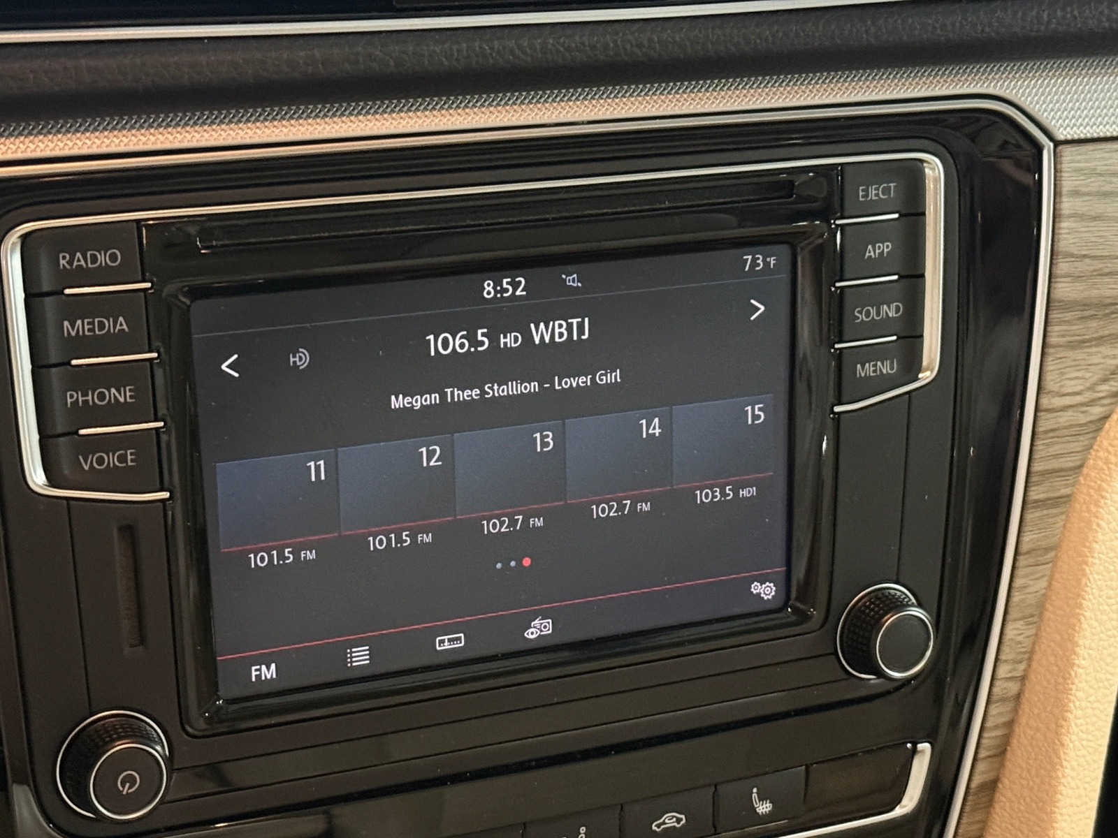 Thumbnail: 2018 Volkswagen Passat - 3