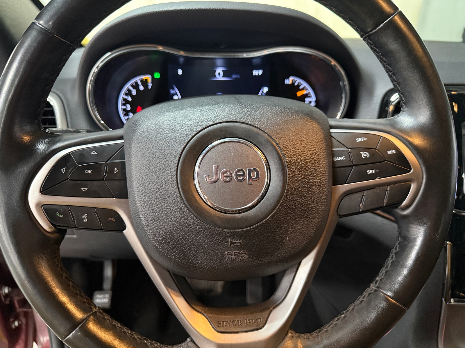 Thumbnail: 2019 Jeep Grand Cherokee - 4