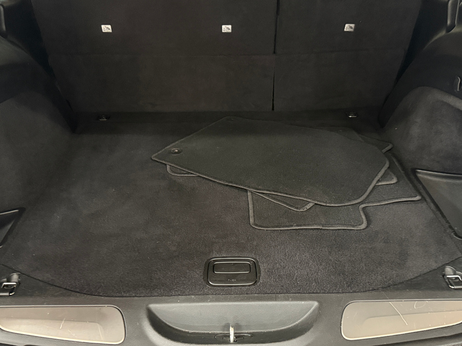 Thumbnail: 2019 Jeep Grand Cherokee - 6