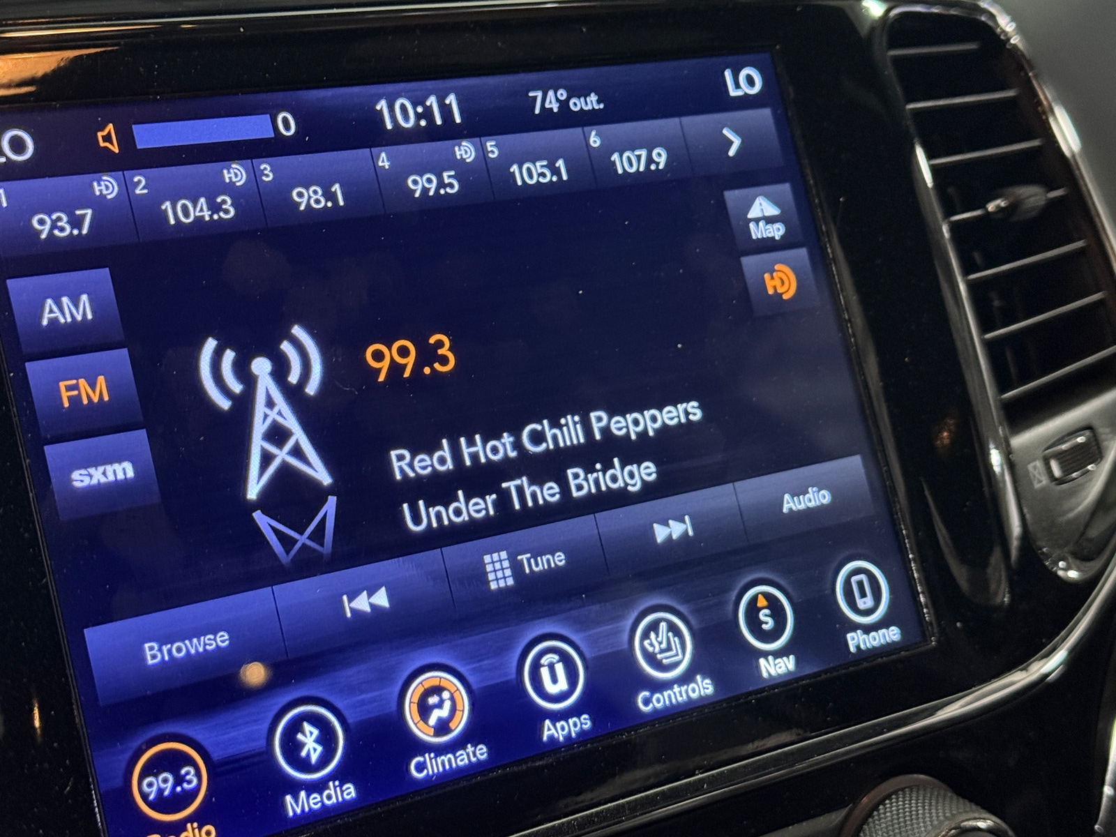 Thumbnail: 2019 Jeep Grand Cherokee - 3