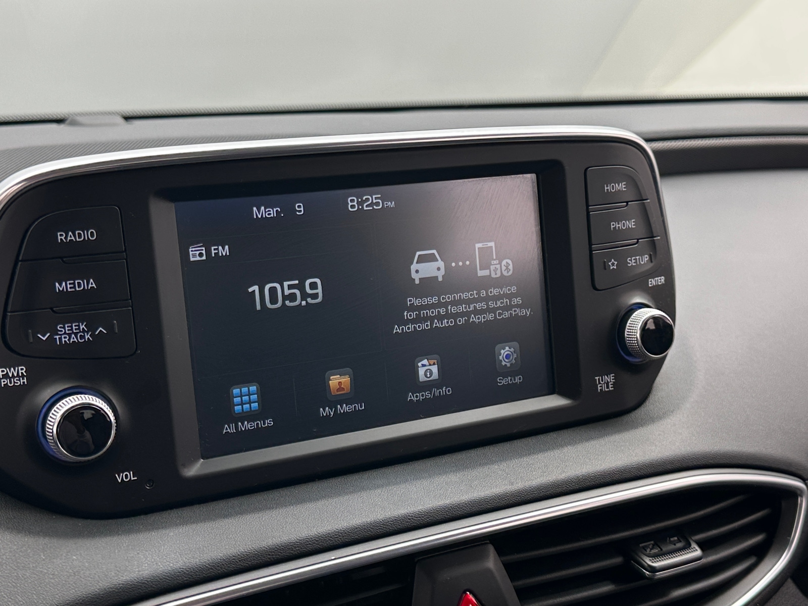 Thumbnail: 2020 Hyundai Santa Fe - 4