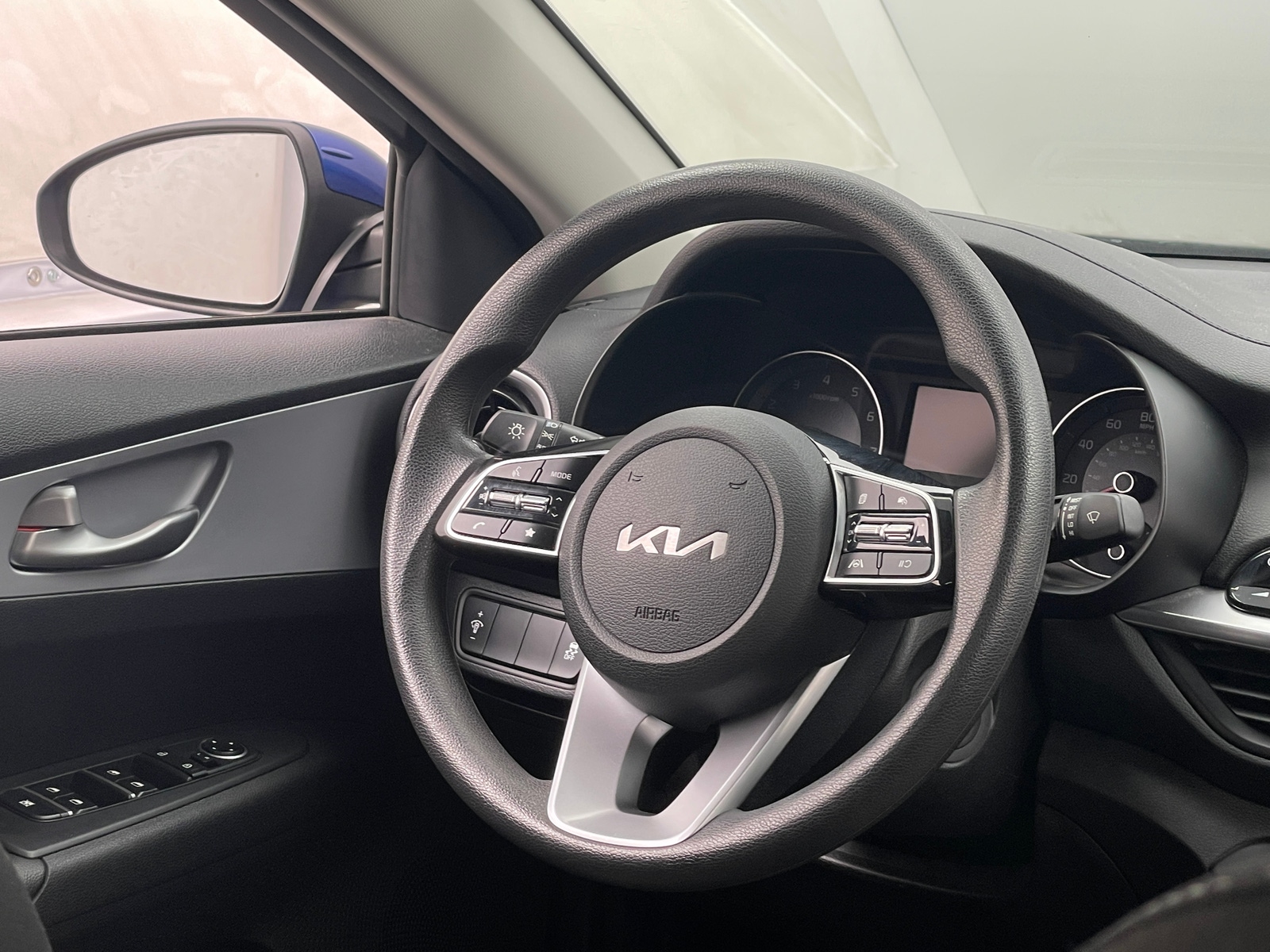 Thumbnail: 2022 Kia Forte - 5