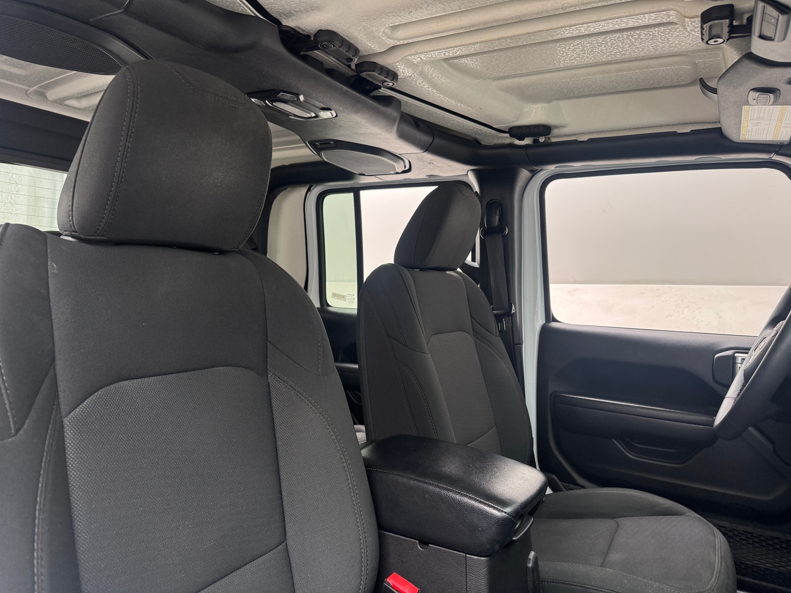 Thumbnail: 2023 Jeep Gladiator - 2