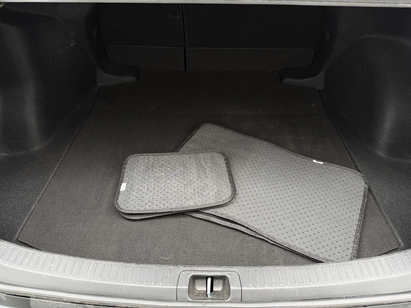 Thumbnail: 2024 Toyota Corolla - 7