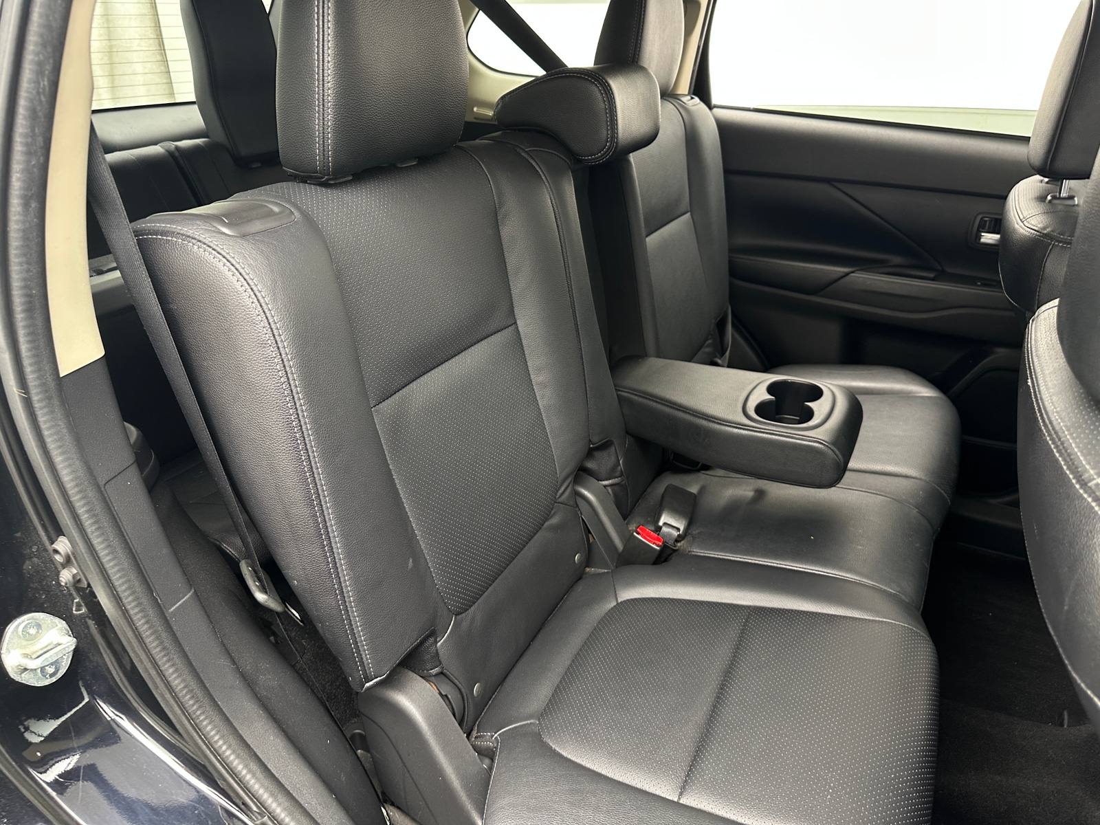 Thumbnail: 2018 Mitsubishi Outlander - 5