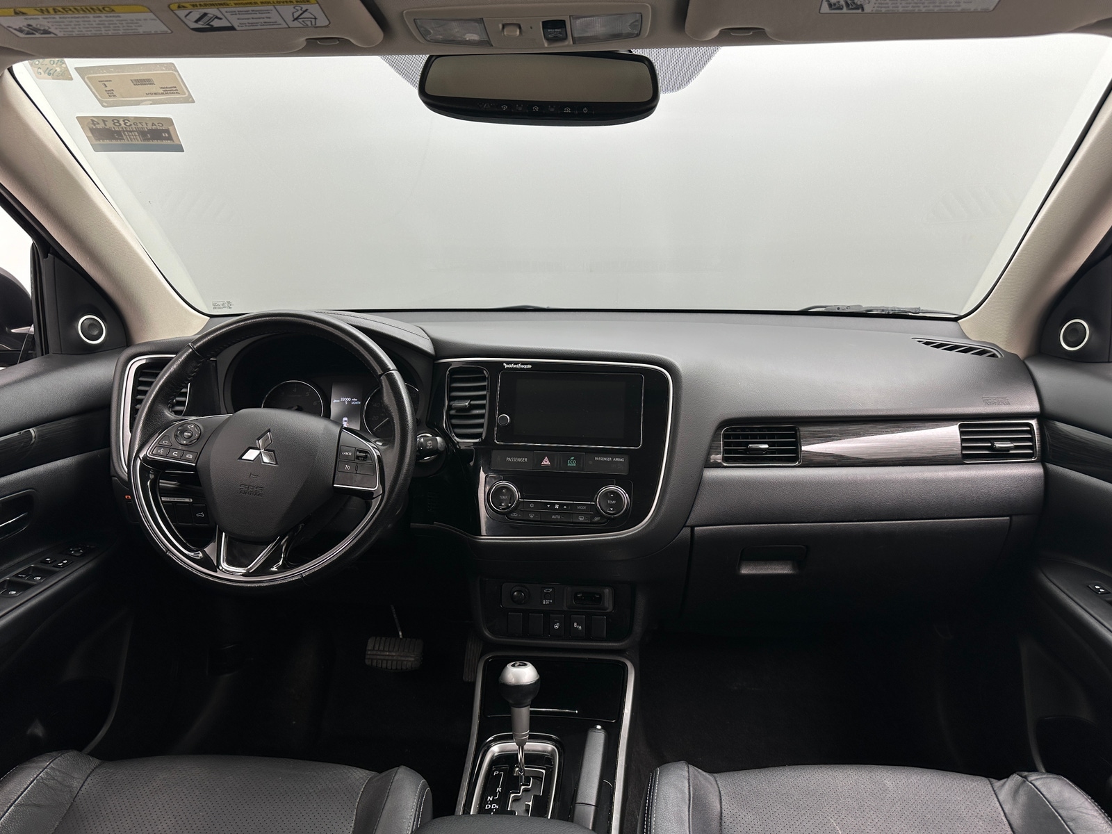 Thumbnail: 2018 Mitsubishi Outlander - 2